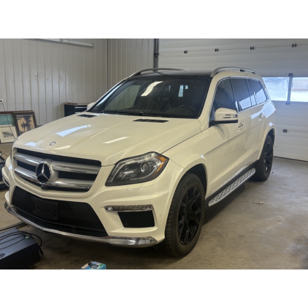 PRIVATE CONSIGNOR 2013 Mercedes-Benz GL Class GL 550 SUV