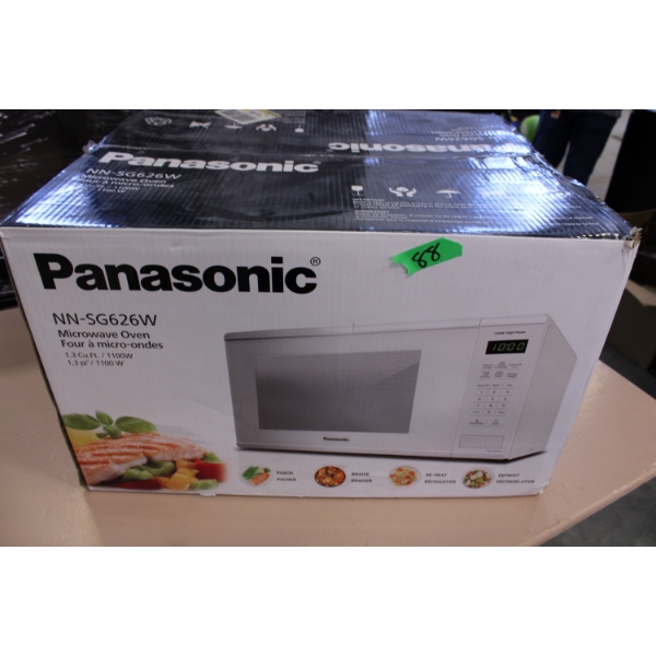 Panasonic NN-SG626W Microwave Oven in White
