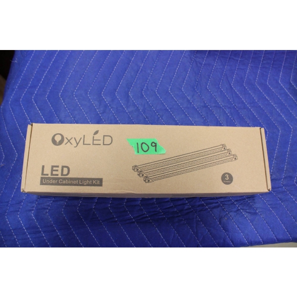 OxyLED LED Under Cabinet Light Kit in Original Box
