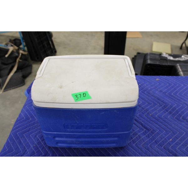 Coleman Style Insulated Cooler