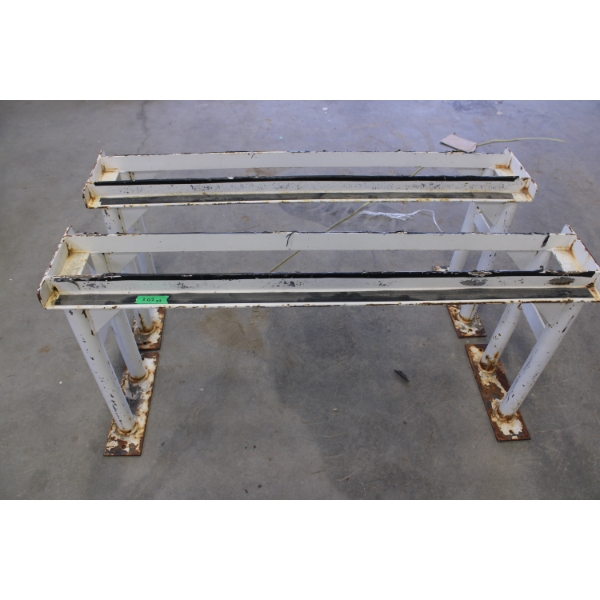 Set of Dumbell Racks 2x Money