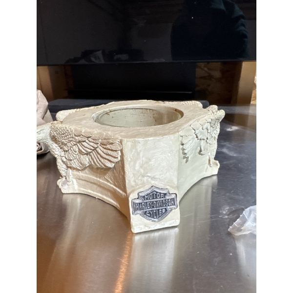 harley davidson candlle holder and pins 