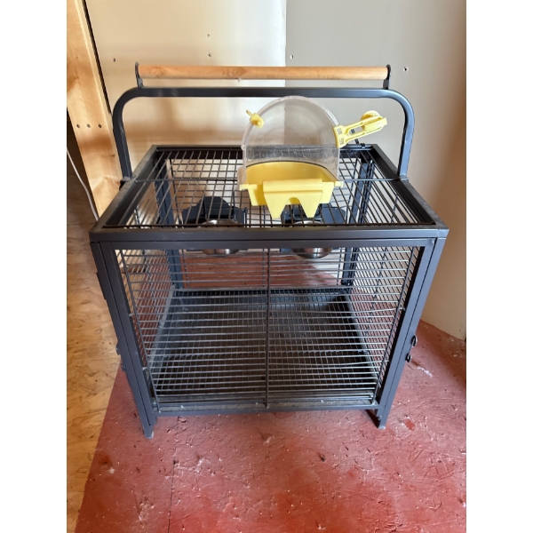  Prevue Hendryx Travel Carrier for Birds (Model 1307), designed for temporary use, travel, or emerge