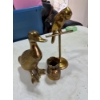 Image 2 :  Vintage brass items
