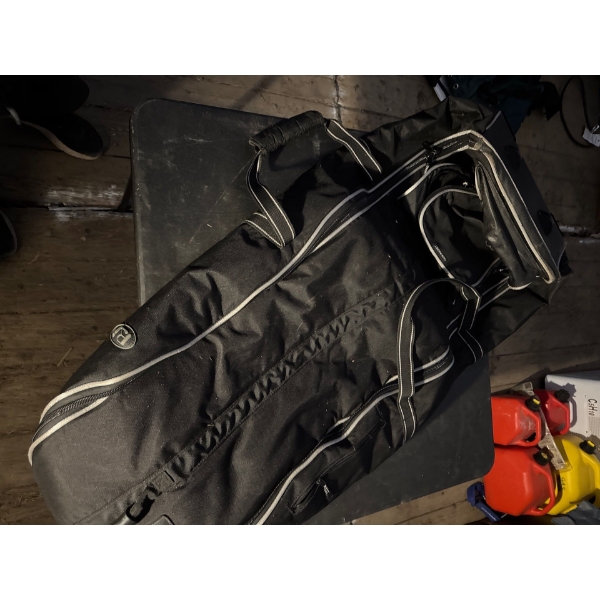 NICE LARGE STORAGE CASE 