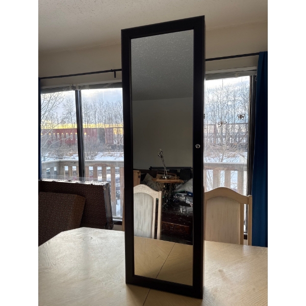 jewelry box with mirror.