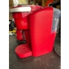 Image 3 : Red KitchenAid tea kettle and Red Keurig