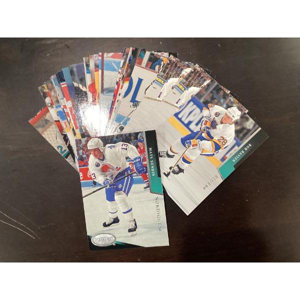 Parkhurst. 92 To 93. Set of 25 hockey cards.