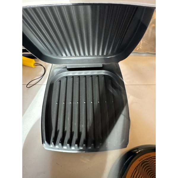 Beautiful 10 inch copper pan. Brand new. Brand new TFELL. Ultra base. Lean, mean, fat grilling machi