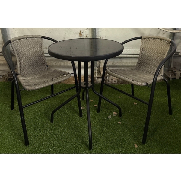 Round Outdoor Bistro Style Table w/Two Wicker Chairs & Metal Matte Frame
