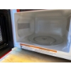 Image 3 : Galanz Retro Countertop Microwave Oven (model GLCMKZ07RDR07) featuring a red finish and a nostalgic 