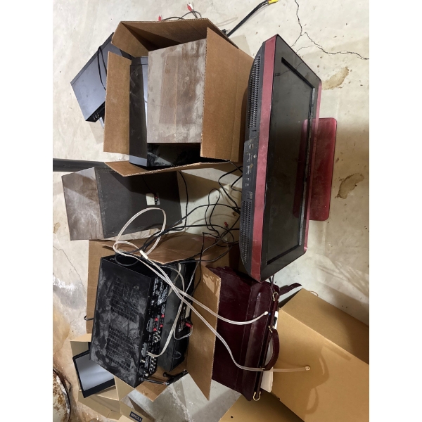 TV AND MISC DVD SPEAKERS AND OTHER ECTRONICS BOXES UNTESTED
