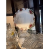 Image 9 : Royal Albert Old Country Roses china pieces featuring floral patterns with gold trim. The set compri