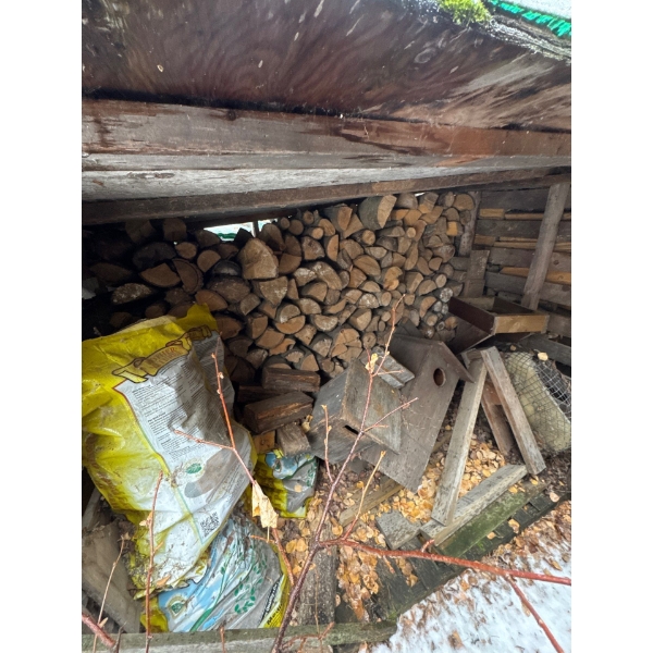 Very dry excellent firewood,