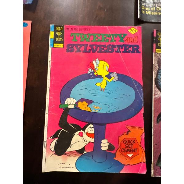  vintage Tweety and Sylvester comic book published by Gold Key Comics, featuring a story titled "Qui