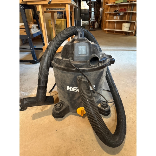  Mastervac Wet/Dry Vacuum, likely a heavy-duty model such as the 45-L (12-gallon) unit.     Motor Po