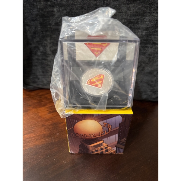 2013 Royal Canadian Mint $20 fine silver coin celebrating the 75th anniversary of Superman. 
Specifi