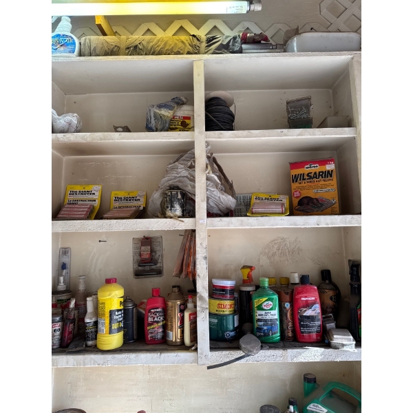  Viper screwdriver, electric, various aerosol, cans of rocker guard and various car detailing items 