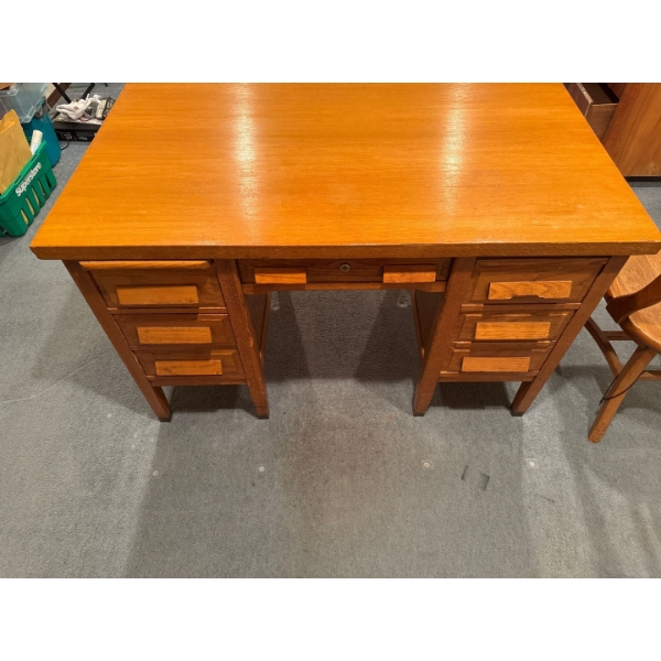 vintage 1930s Art Deco solid oak writing desk or a similar Mission-style oak library desk. 