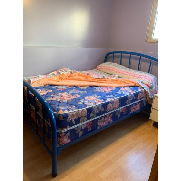DOUBLE BED AND MATRESS
