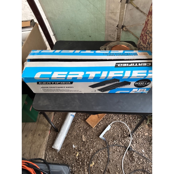 CERTIFIED SEDAN MAITENANCE RAMPS 9000 LBS