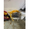 Image 1 :  portable air compressor featuring a "SUPERIOR" branded tank. 