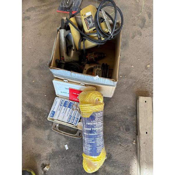  Black & Decker jigsaws all in box first aid kit and 3/8 100 foot twisted rope three strand brand ne