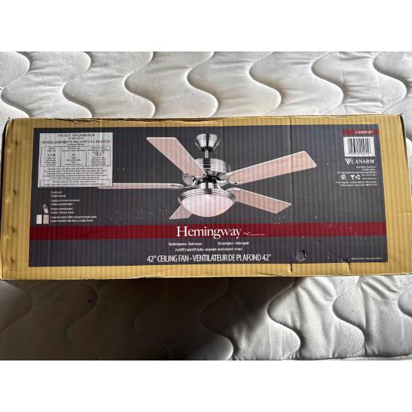 42 inch ceiling fan, Hemingway brand new inbox