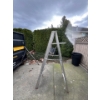 Image 1 : 6 foot aluminum ladder
