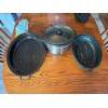 Image 1 : Two roasting pans, one is medium and one is large and a Hamilton Beach Crockpot