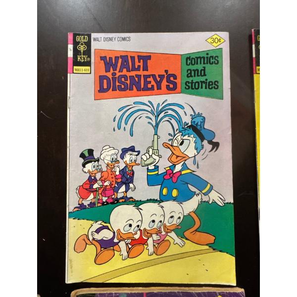  vintage issue of Walt Disney's Comics and Stories, published by Gold Key Comics. 