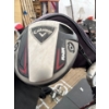 Image 5 : TITLIST GOLF BAG FULL OF CLUBS AND DRIVERS AND ACCESSORIES 