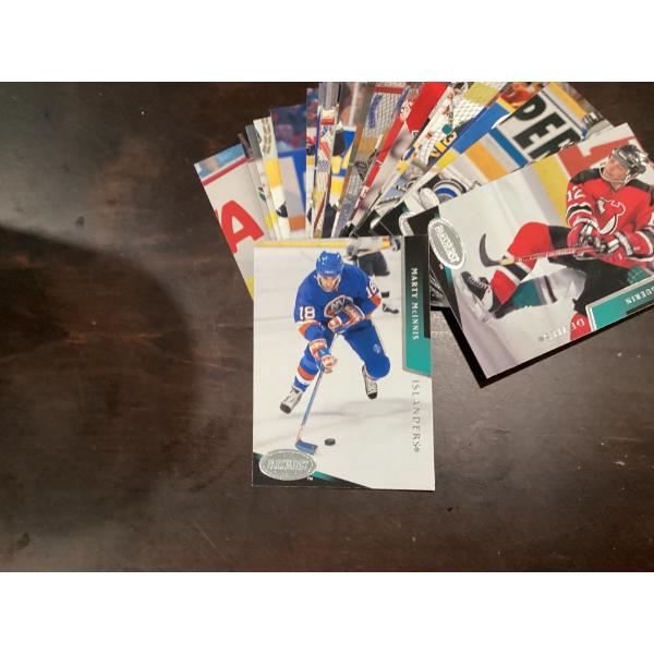 Parkhurst. 92 To 93. Set of 25 hockey cards.