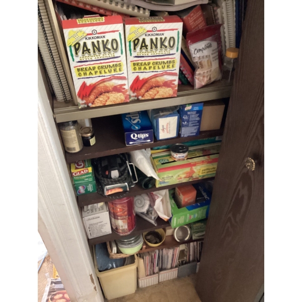  All items in pantry included.