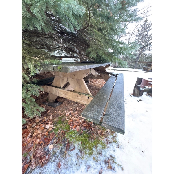 Six foot picnic table. Excellent for outdoors.