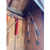 Image 2 : ALL HAND TOOLS AND ITEMS ON RIGHT SIDE OF WALL IN GARAGE 