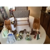 Image 1 : collection of vintage or antique collectible items, including porcelain 