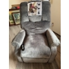 Image 6 : Catnapper Pow'r Lift Recliner with electric lift, sit, stand, and recline functions. Powered by a re