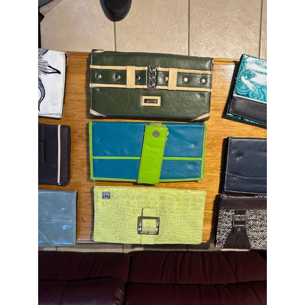 Miche interchangeable handbag shells designed to fit over a base bag. 