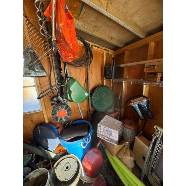 All contents in this corner included.