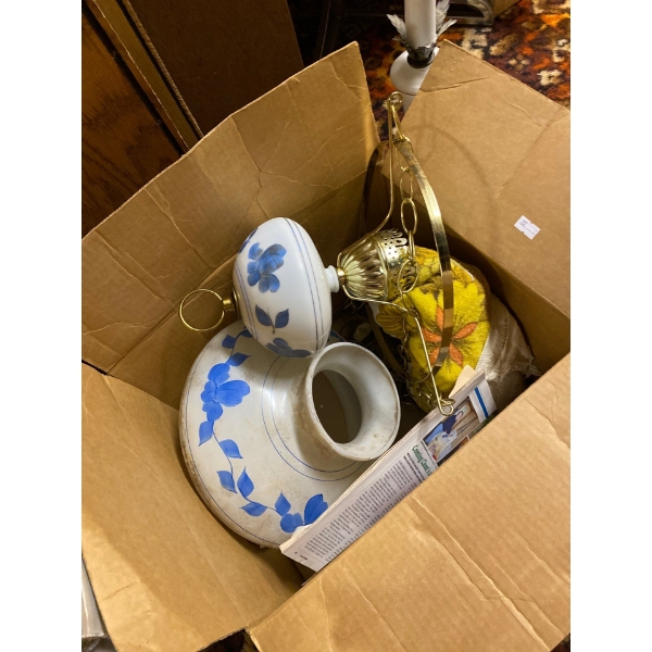 Antique lamps and chandeliers