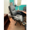 Image 2 : Like new leather computer chair