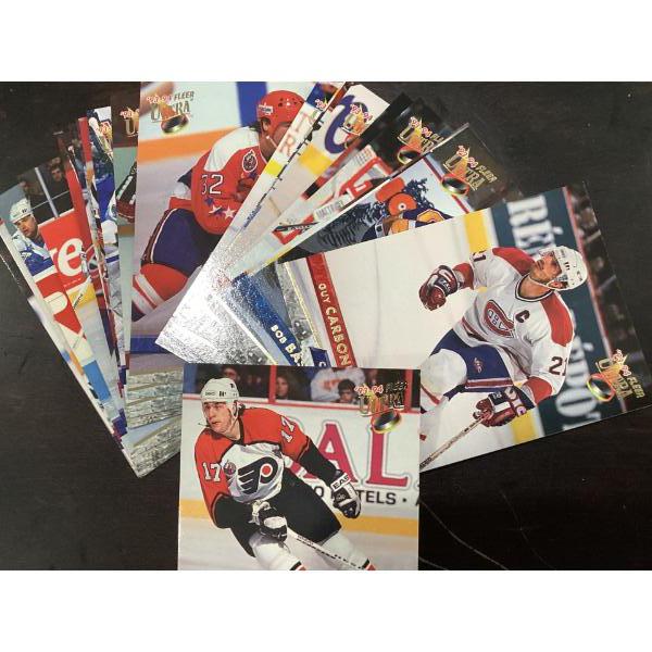 FLEER ULTA SET OF 25