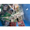 Image 5 : Tupperware container full of hockey cards