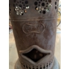 Image 3 : Bon Ami No. 30 cast iron stove, with decorative venting and original mechanical features. Approximat