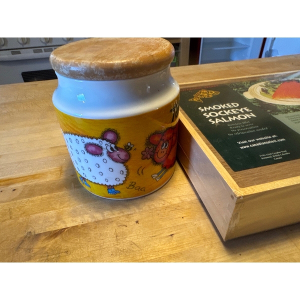 A vintage Dunoon stoneware "Funky Farm" storage jar designed by Jane Brookshaw. Features cheerful sh