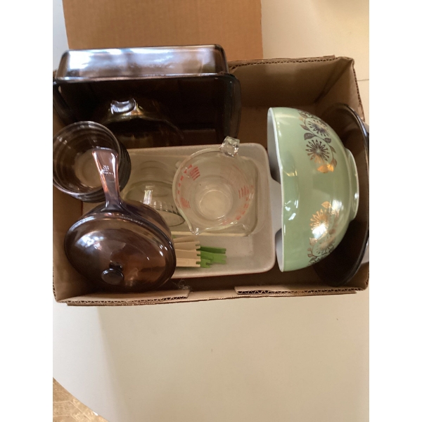Beautiful Pyrex set. Pyrex measuring cups and casserole dishes and measuring spoons.