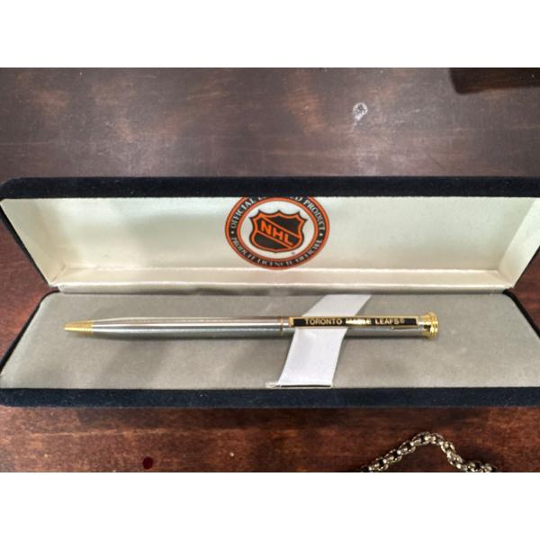 Toronto Maple Leaf's PEN.