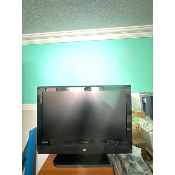  ViewSonic LCD television,32-inch model. 