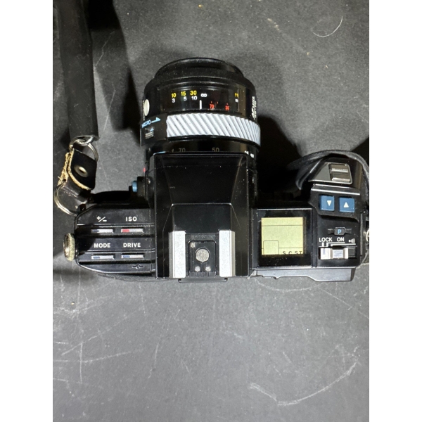 Minolta 7,000 maximum with case.